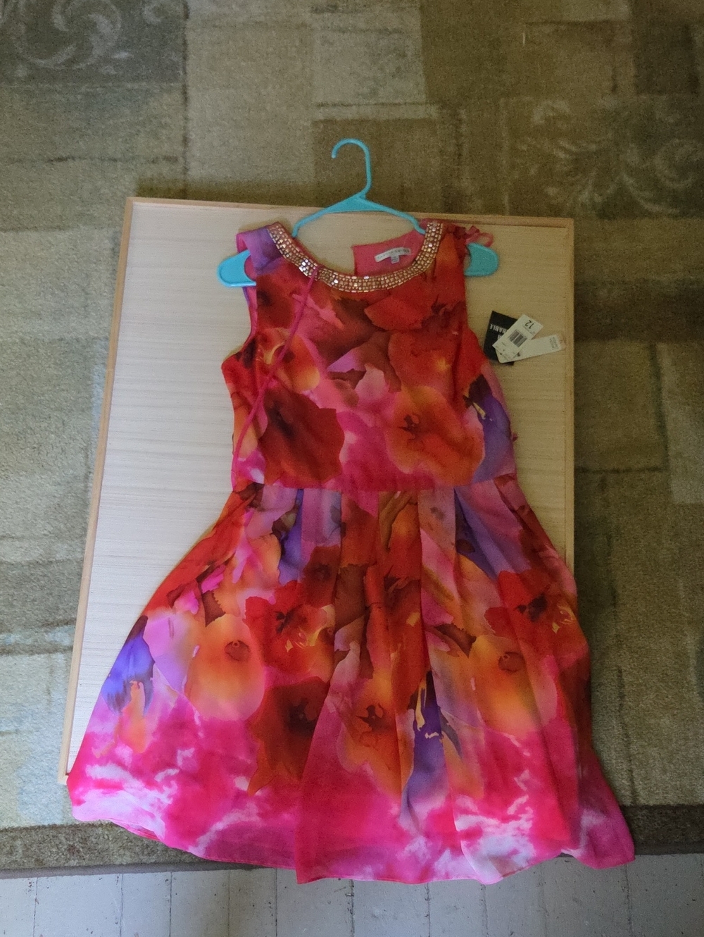 Women's Pink Floral Jewel-Neck Party Dress